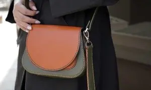 از یک اتاق کوچک تا برند «نیان»؛ مسیر موفقیت کارآفرین چرم‌دوز ایرانی