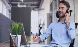 چرا یک نرم‌افزار باید از پشتیبانی و خدمات پس از فروش مناسب برخوردار باشد؟