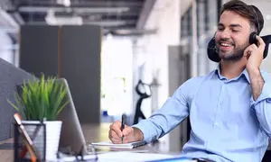 چرا یک نرم‌افزار باید از پشتیبانی و خدمات پس از فروش مناسب برخوردار باشد؟