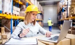 آیا فروشگاه‌ ها نیاز به نرم ‌افزار انبارداری دارند؟