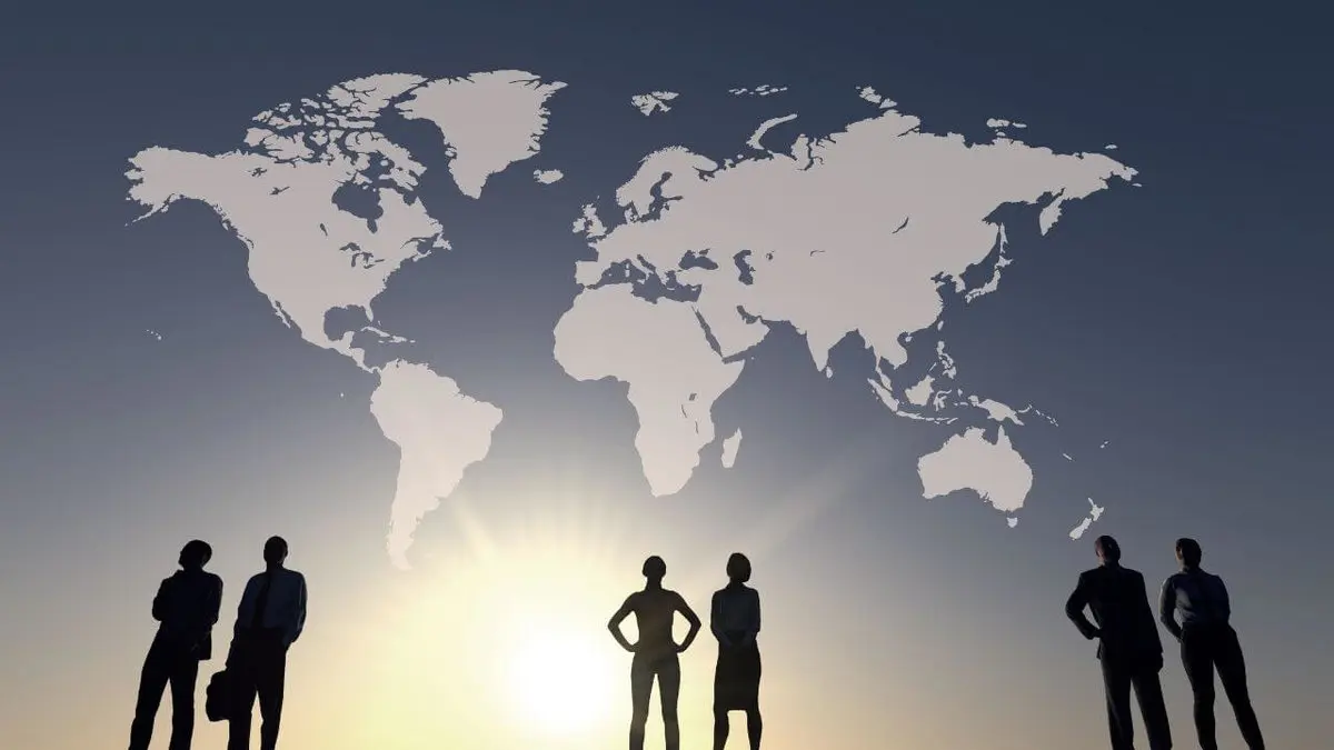 قدم ‌به ‌قدم تا شغل رویایی خارج از کشور با کاریابی بین ‌المللی پی ‌جو