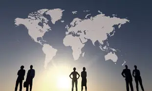 قدم ‌به ‌قدم تا شغل رویایی خارج از کشور با کاریابی بین ‌المللی پی ‌جو