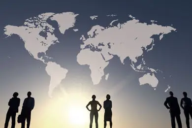 قدم ‌به ‌قدم تا شغل رویایی خارج از کشور با کاریابی بین ‌المللی پی ‌جو