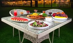 مراسم شب یلدا ۱۴۰۴ در رستوران‌های ارکیده؛ شب دیدار و خاطره