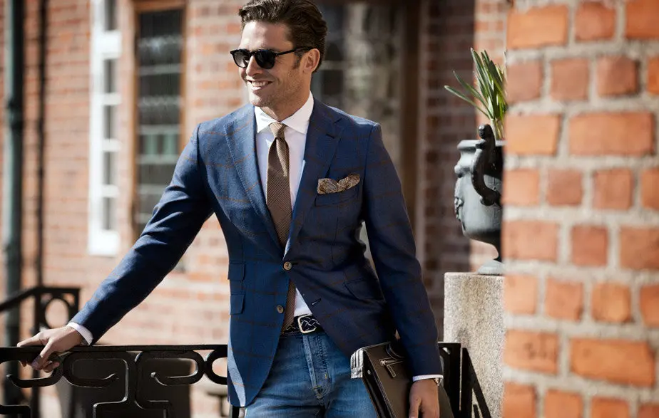 ۳ ایده برای ست کردن کت اسپرت ال‌سی‌من با شلوار جین