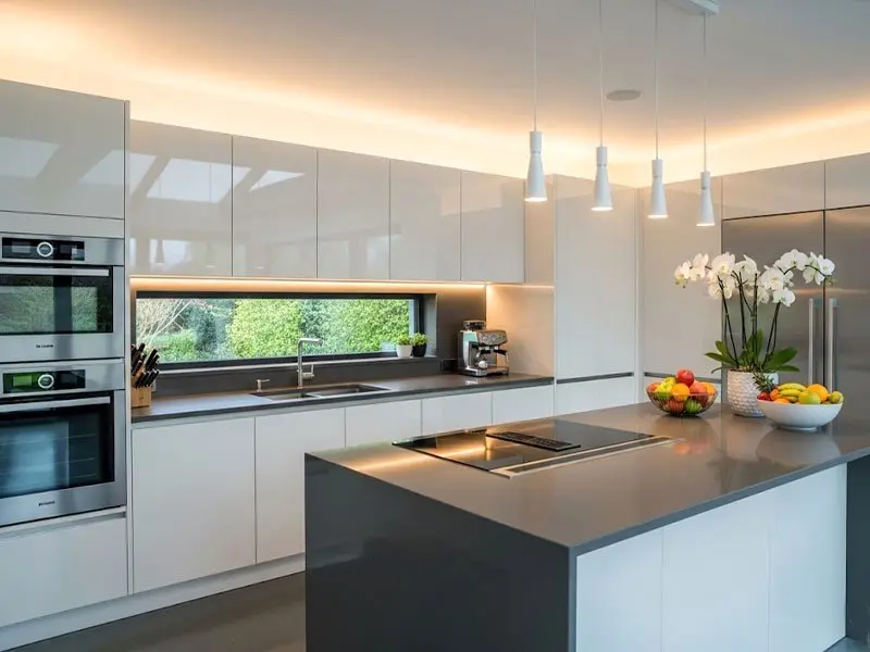 معرفی رنگ بندی های جدید و زیبا کابینت های گلاس