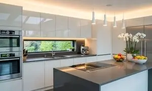 معرفی رنگ بندی های جدید و زیبا کابینت های گلاس