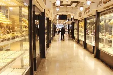 تاج از رقابت بر سر کاهش اجرت فاصله گرفت