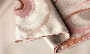 جدیدترین ترندهای دکوراسیون ۲۰۲۵ | کدام پارچه مبلی خانه شما را خاص‌تر می‌کند؟