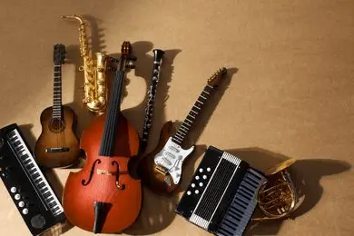 ۴ دلیل برای اینکه ساز خود را از دلشاد موزیک بخرید