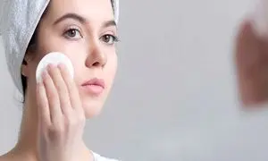 آرایش‌ پاک‌ کن دافی چگونه تجربه پاکسازی سریع و موثر پوست را ساده می‌ کند؟