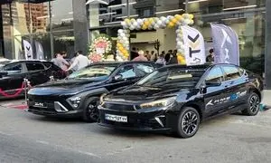 برنامه تولید ١٠٠ هزار دستگاه در سال ١۴٠۴