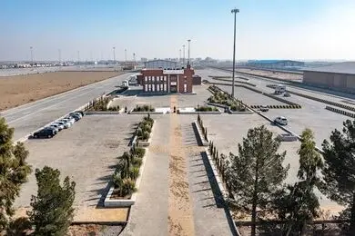 آپرین، نخستین بندر خشک واقعی ایران 