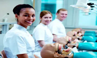 از تحصیل دندانپزشکی در روسیه چه می‌دانید؟