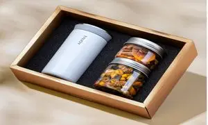 بسته‌ های هدیه سازمانی ویژه یلدای ۱۴۰۴ کادومون معرفی شد