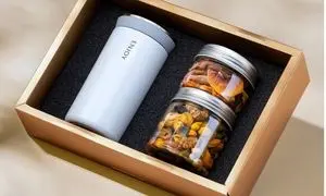 بسته‌ های هدیه سازمانی ویژه یلدای ۱۴۰۴ کادومون معرفی شد