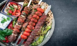 معرفی بهترین کبابی نزدیک حرم / با کیفیت و قیمت مناسب 