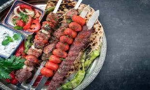 معرفی بهترین کبابی نزدیک حرم / با کیفیت و قیمت مناسب 