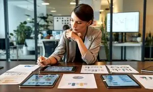 راه‌ اندازی دوره‌های آموزشی ویژه مدیران در آکادمی دیجیتال مارکتینگ دهبان
