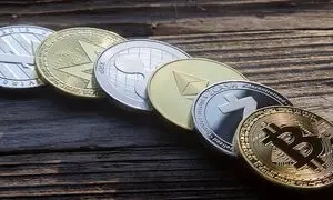 والکس در نخستین همایش بورس و رمزارزها