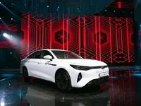 ورود رسمی آریزو ۸ هیبرید به ایران؛ سدان لوکس فونیکس با قیمت ۴ میلیارد تومان