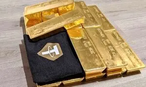 حضور والکس در هدیش مال برای معرفی تترگلد