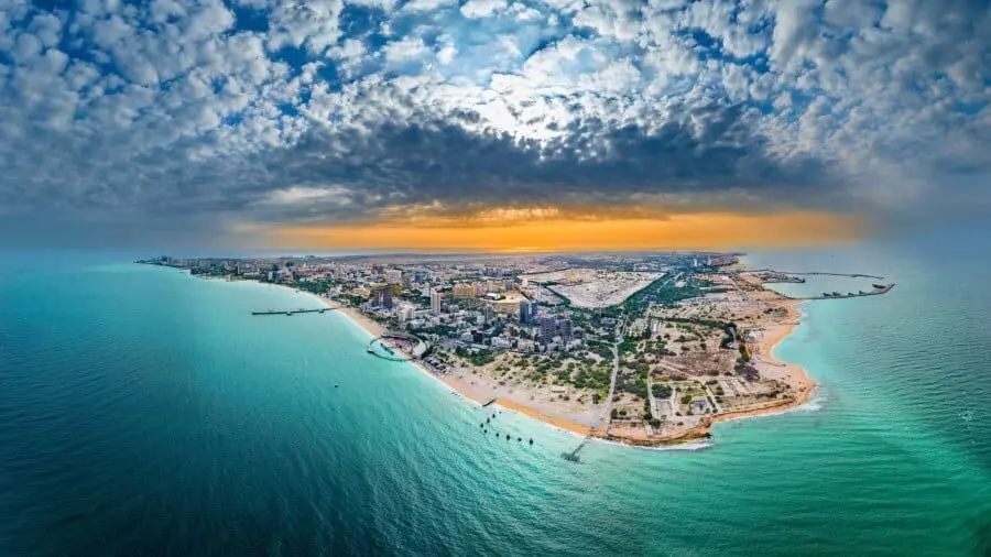 بلو، حامی ماراتن بزرگ کیش شد