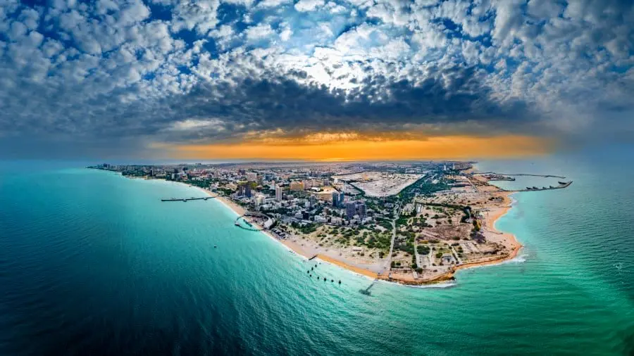 بلو، حامی ماراتن بزرگ کیش شد