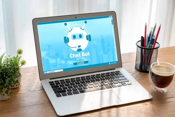 چت‌بات پادیار؛ راهنمای هوشمند سه‌زبانه بازدیدکنندگان الکامپ ۱۴۰۴