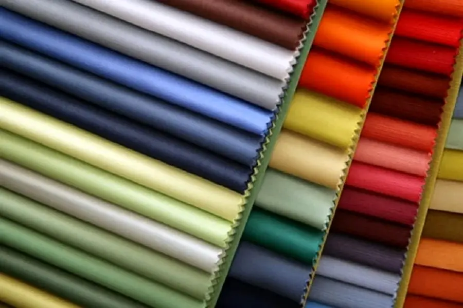 راهنمای انتخاب پارچه رومبلی لوکس برای فضای مدرن و کلاسیک