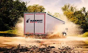 تعویض تریلر فرسوده با مدل نو در ماموت دیزل