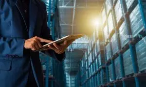 سه ویژگی یک نرم‌افزار انبارداری جامع برای شرکت‌ها