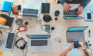 روش‌های جذب مخاطب از طریق نگارش صحیح رپورتاژ آگهی