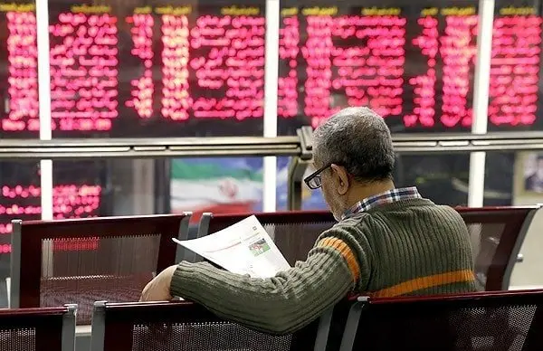 خروج سرمایه یک همتی از بازار بورس