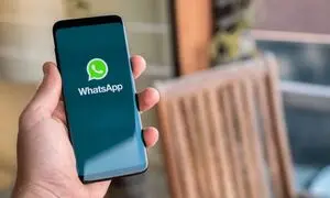 واتس اپ در برابر کاربران عقب نشینی کرد