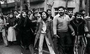 10 کتاب خواندنی درباره انقلاب 57