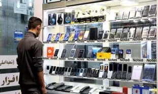 گوشی موبایل های «ال جی» در سراشیبی ارزانی ؛ زیان سنگین ال جی موبایل