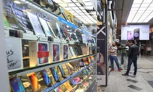 گرانی گوشی های اپل و سامسونگ از دلار 26 هزار تومانی جلو زد
