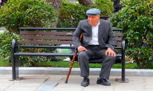 بازنشستگان تامین اجتماعی هدیه آخر سال می‌گیرند؟