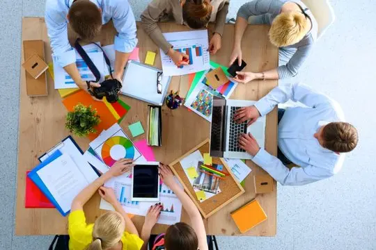 هر آنچه باید درباره آگه سازان بدانید