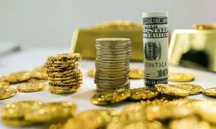 عقب‌نشینی سکه و ارز در تالار شیشه‌ای