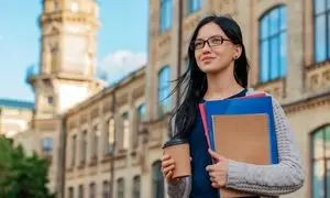 آیا می‌توان با معدل پایین در دانشگاه‌های استرالیا پذیرش گرفت؟