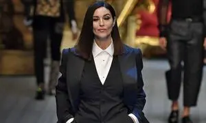 مونیکا بلوچی در 56  سالگی صنعت مد را غافلگیر کرد