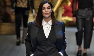 مونیکا بلوچی در 56  سالگی صنعت مد را غافلگیر کرد