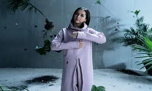 زنان روس یک بار دیگر جنجالی شدند (تصاویر)