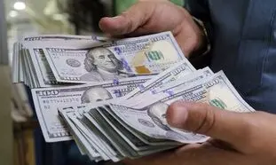 گرانی دلار و سکه در آغاز تعطیلات سراسری 10 روزه