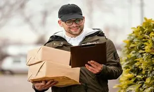 باکسیت همکار پستی فراجا می‌شود
