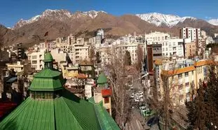 خواننده مشهور در کدام خانه‌ی نیاوران تریاک می‌کشید؟!