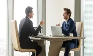 با کارجو در مسیر شغل مورد علاقه