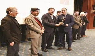 مروری بر عملکرد «هافمن» در سال 98